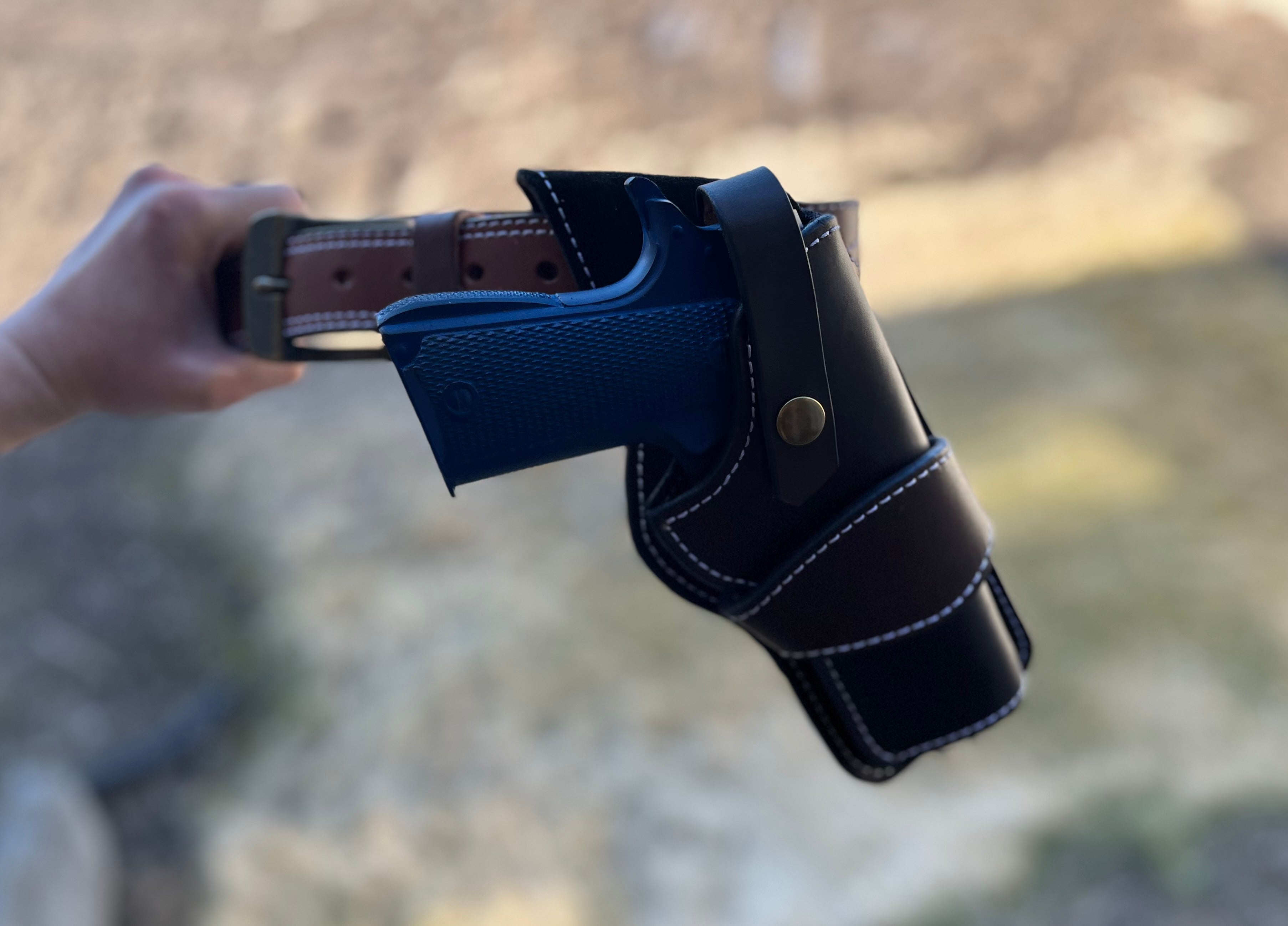 Cross draw Holster